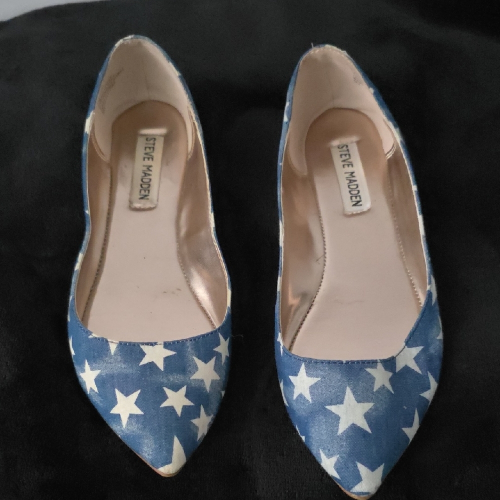 Steve Madden Blue Star Patterned Flats